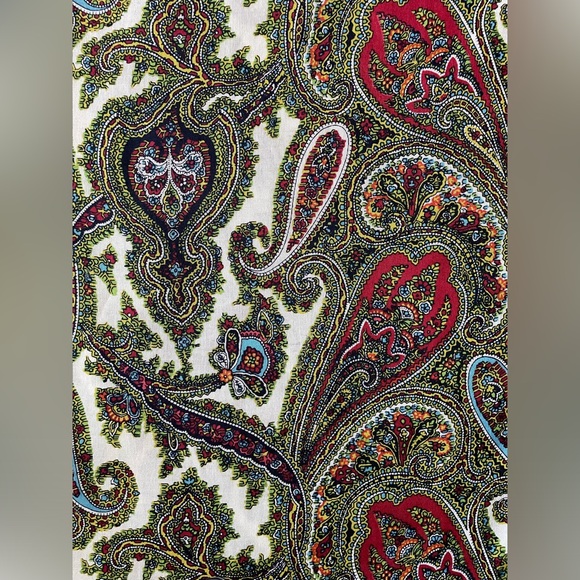 Thin wool paisley wrap - Picture 9 of 11